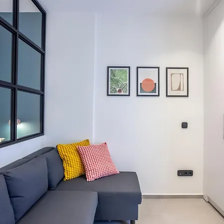 Mazi Rooms Charilaou 2,1 Thessaloniki Exterior photo