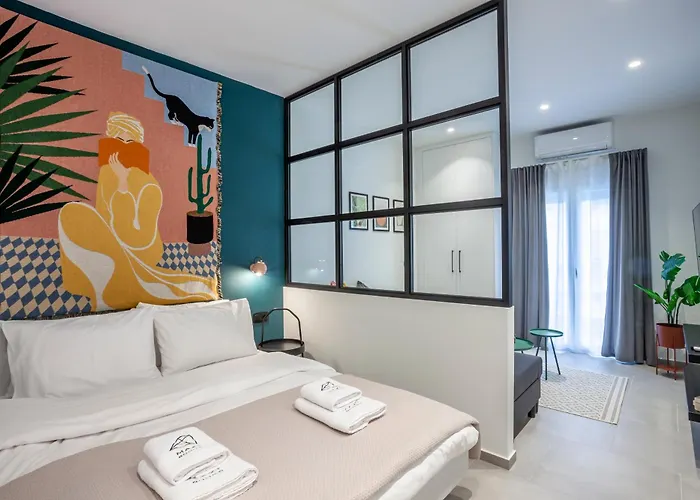 Mazi Rooms Charilaou 2,1