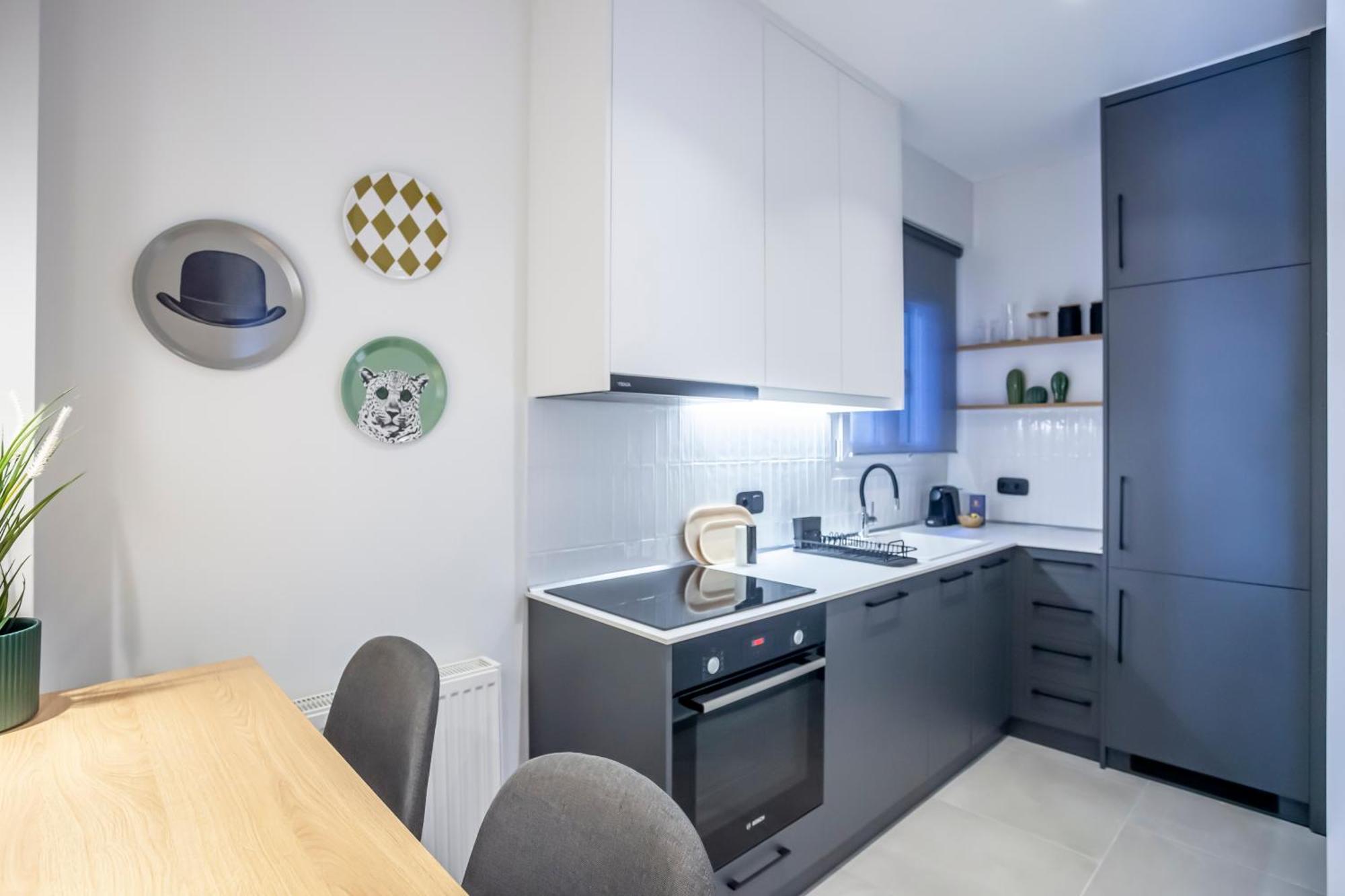 Mazi Charilaou 2,1 Apartment