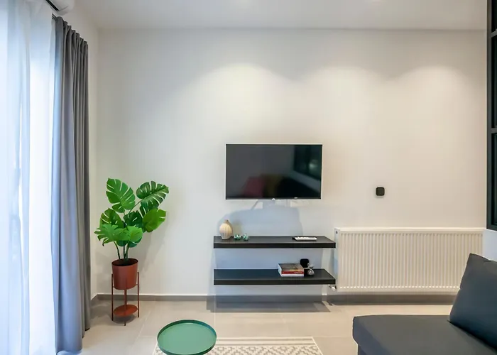 Mazi Rooms Charilaou 2,1